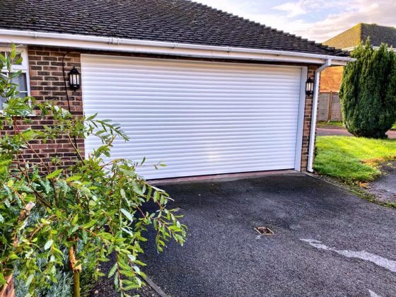 garage door for residential in white